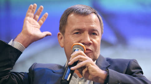 Юмашев рассказал о желании Примакова уволить Путина из ФСБ