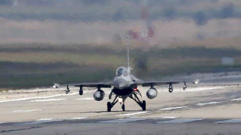 Армения заявила, что ее Су-25 был сбит турецким F-16
