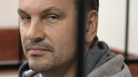 СКР просит отпустить топ-менеджера «Траста» Хабарова под домашний арест