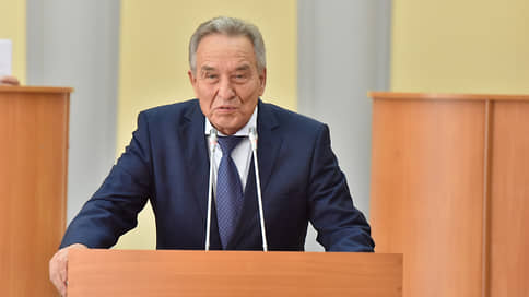Депутаты Калмыкии требуют отставки спикера парламента Хакасии за оскорбление калмыков