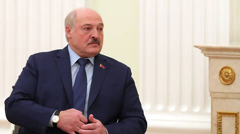 Лукашенко: если бы не превентивный удар России, Украина атаковала бы Белоруссию