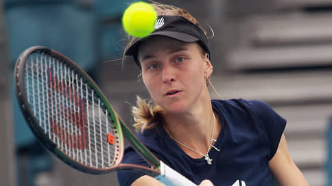 Самсонова победила Ковинич в третьем круге турнира WTA в Индиан-Уэллсе