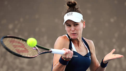 Кудерметова вышла в четвертый круг турнира в Майами