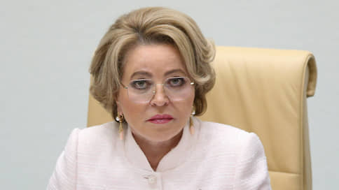 Матвиенко призвала сенаторов «говорить по-русски»