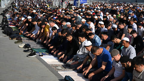 Мечети Москвы на Курбан-байрам посетили свыше 250 тыс. мусульман