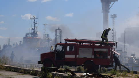 Минобороны РФ заявило об уничтожении корабля и склада ракет Harpoon в результате удара по порту Одессы