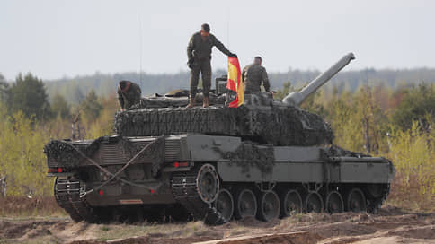 Испания передумала отдавать Украине танки Leopard