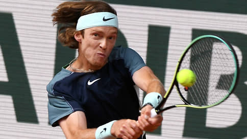 Теннисист Рублев вышел в третий круг турнира ATP