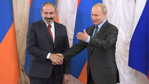 Путин и Пашинян по телефону обсудили ситуацию в Карабахе
