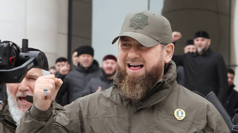 Кадыров сообщил, что батальоны Запад-Ахмат и Восток-Ахмат присоединились к войскам в Донбассе