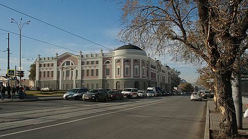 «Это должен быть дворец водных наслаждений» // В Екатеринбурге обсудили проект уральского филиала «Сандуновских бань»