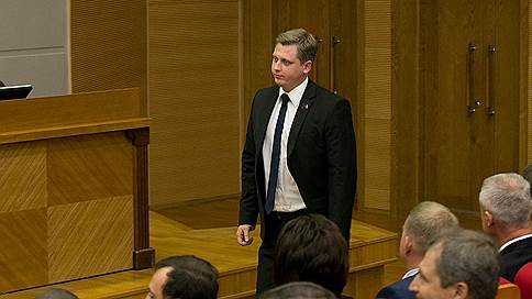 Мэрское разнообразие // Оппозиция готовит третий законопроект по выборам главы Екатеринбурга