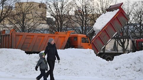 В Татарстане из-за метели закрывают дороги для грузовиков // С 14:00 из-за непогоды в республике уже остановлены рейсы междугородних автобусов