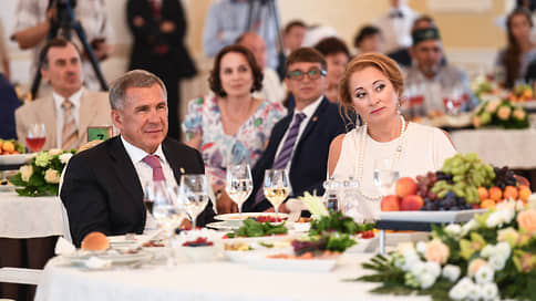 Семья Рустама Минниханова заработала в 2020 году 221 млн рублей // Супруга президента Татарстана продавала квартиру в ОАЭ
