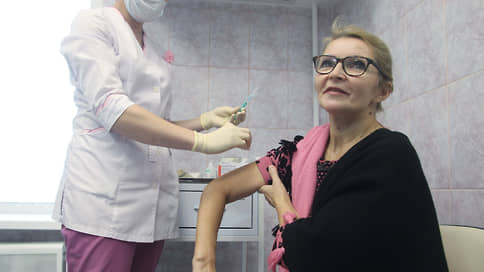 Минзрав обивает порог заболеваемости // Нижегородские медики призывают вакцинироваться накануне четвертой волны коронавируса