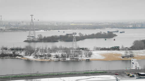 На Волге строят песочные замки // Московский инвестор планирует вложить 1,5 млрд рублей в туркомплекс на Гребном канале
