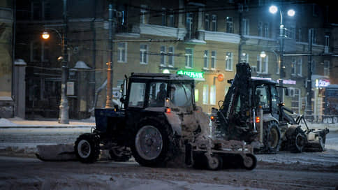 Чистить от края к центру // Краевые власти могут взять под контроль уборку центральных улиц Перми от снега
