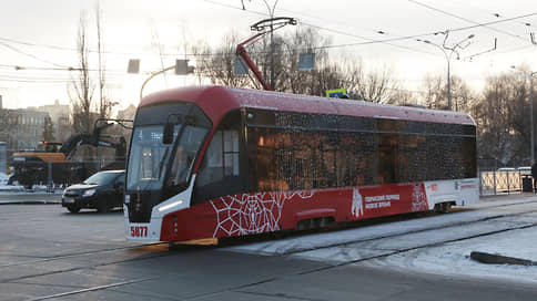 В Пермь поставили еще три новых трамвая