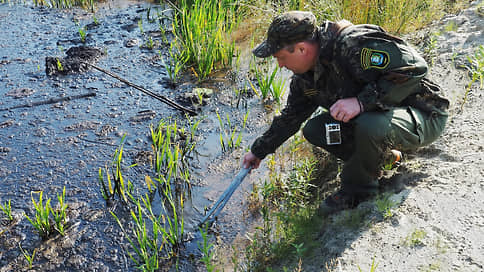В районе Краснокамска в Каме обнаружено нефтяное пятно